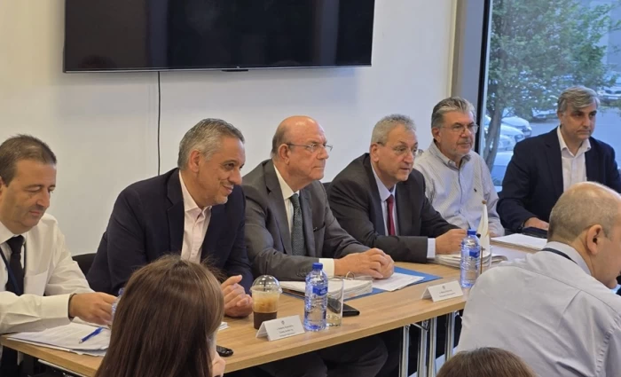 ΥΠΟΙΚ: Ασφαλιστικές δικλίδες στη συνταξοδοτική μεταρρύθμιση για μελλοντικές κρίσεις – Προβληματισμένοι οι κοινωνικοί εταίροι